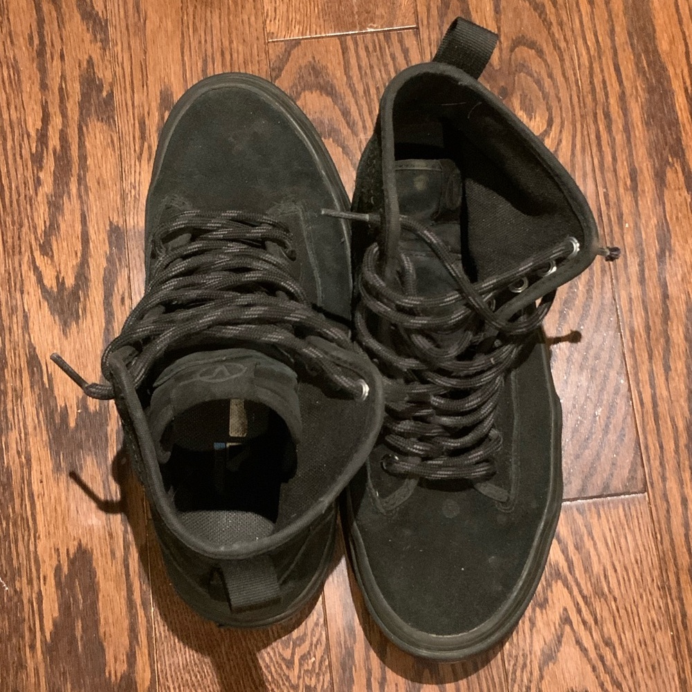 Vans Black High-Top women’s Sneakers